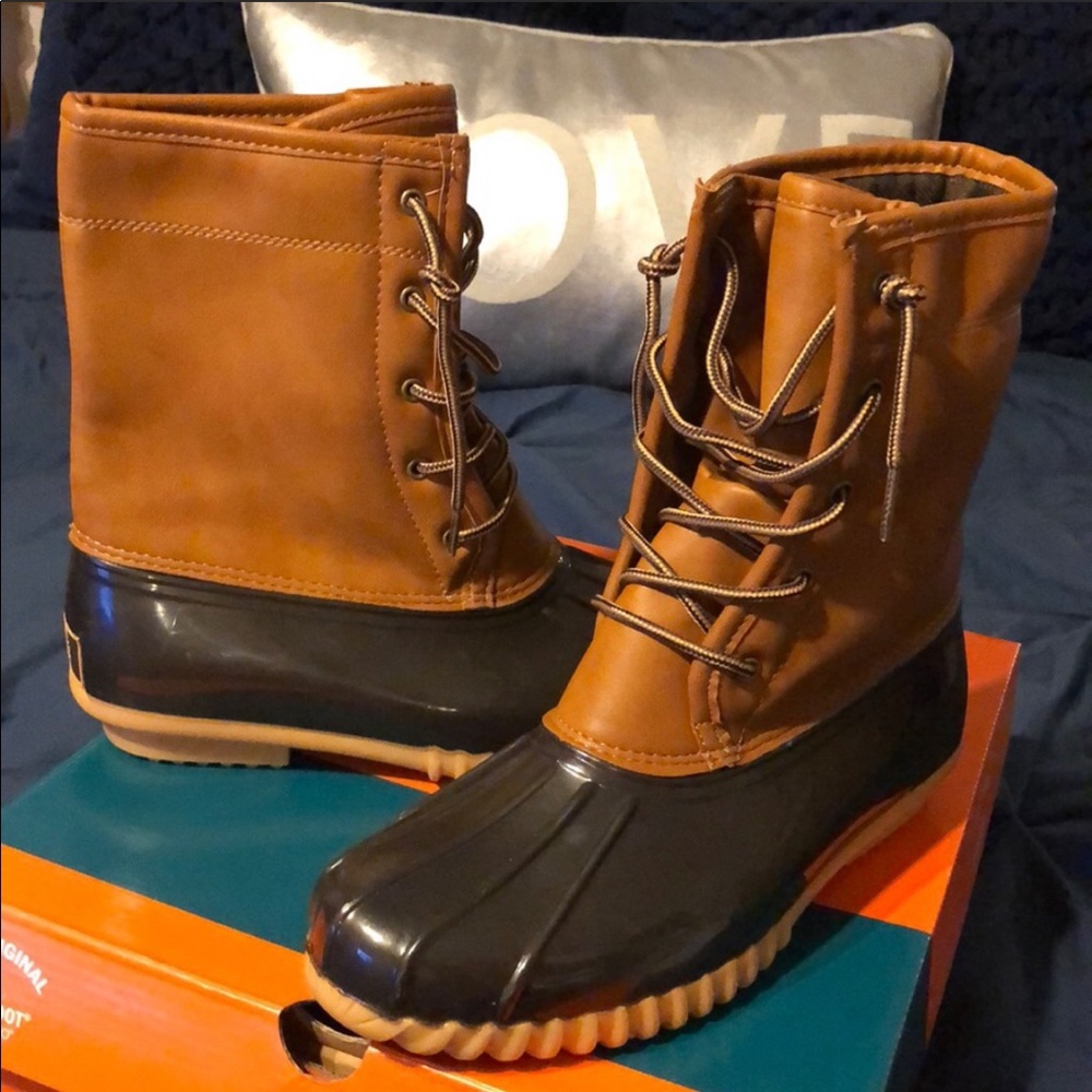 Ducks boots